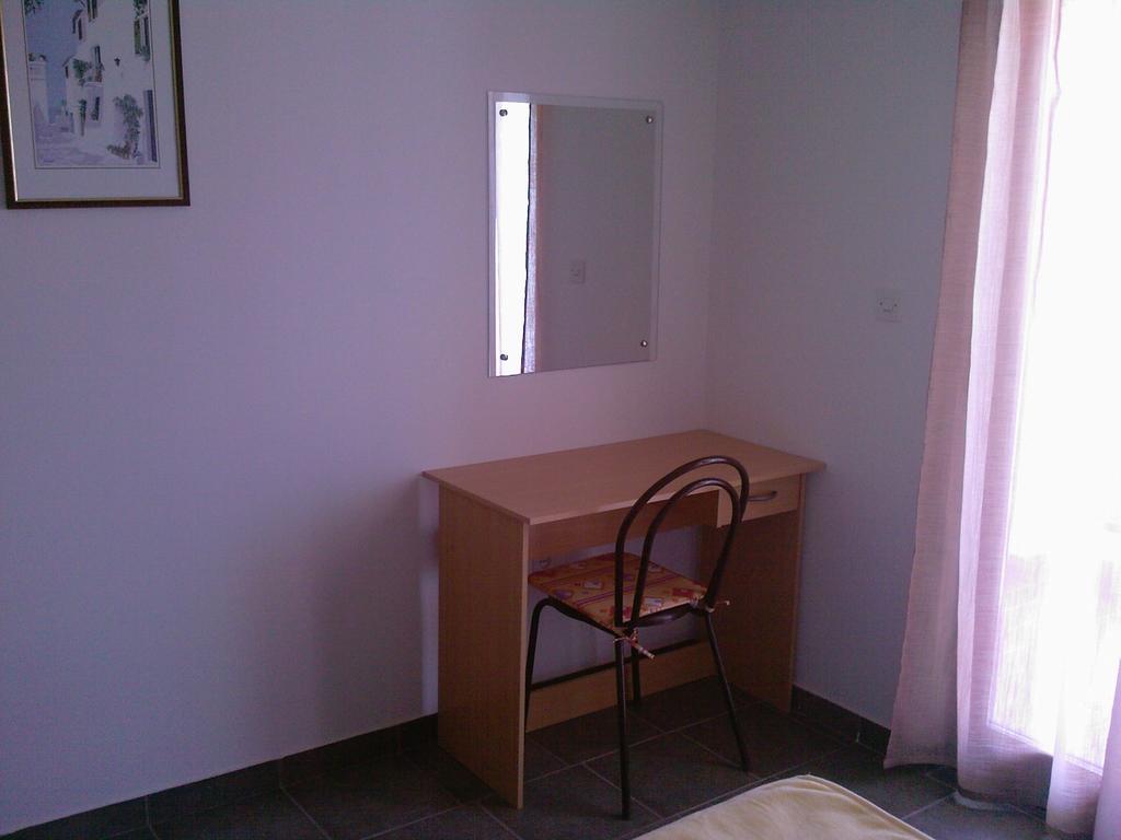 Apartments Meni Drage Δωμάτιο φωτογραφία