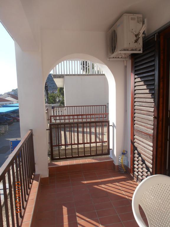 Apartments Meni Drage Δωμάτιο φωτογραφία