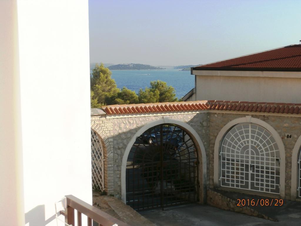 Apartments Meni Drage Εξωτερικό φωτογραφία
