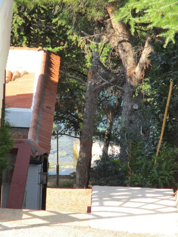 Apartments Meni Drage Εξωτερικό φωτογραφία