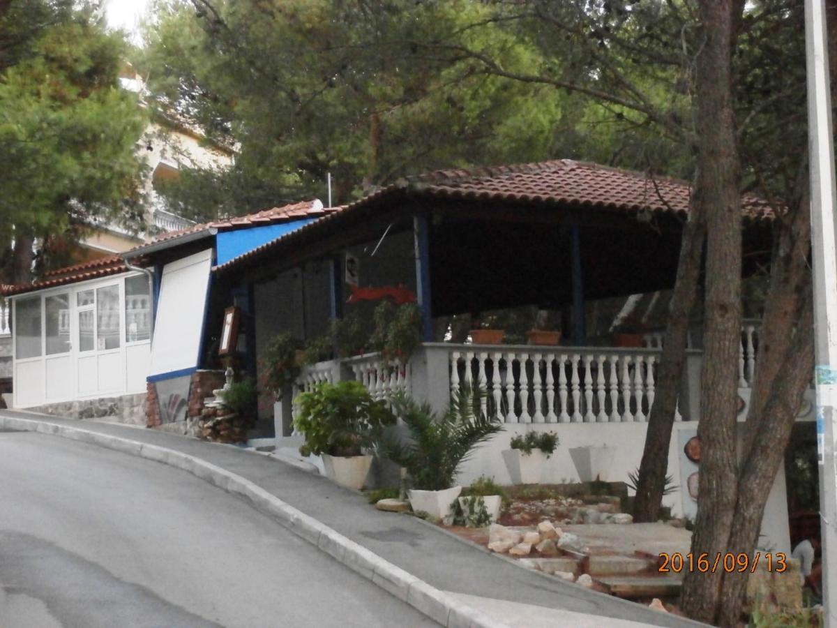 Apartments Meni Drage Εξωτερικό φωτογραφία