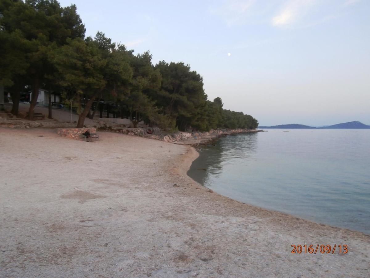 Apartments Meni Drage Εξωτερικό φωτογραφία